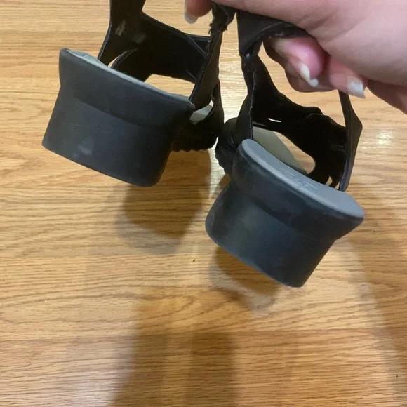 Cloudsteppers by Clarks Black Wedge Sandals Comfort Design - Picture 6 of 9